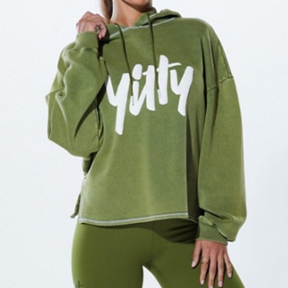 Fabletics x Lizzo x Yitty - Hoodie in "Bossy Mossy" (green) - Brand New